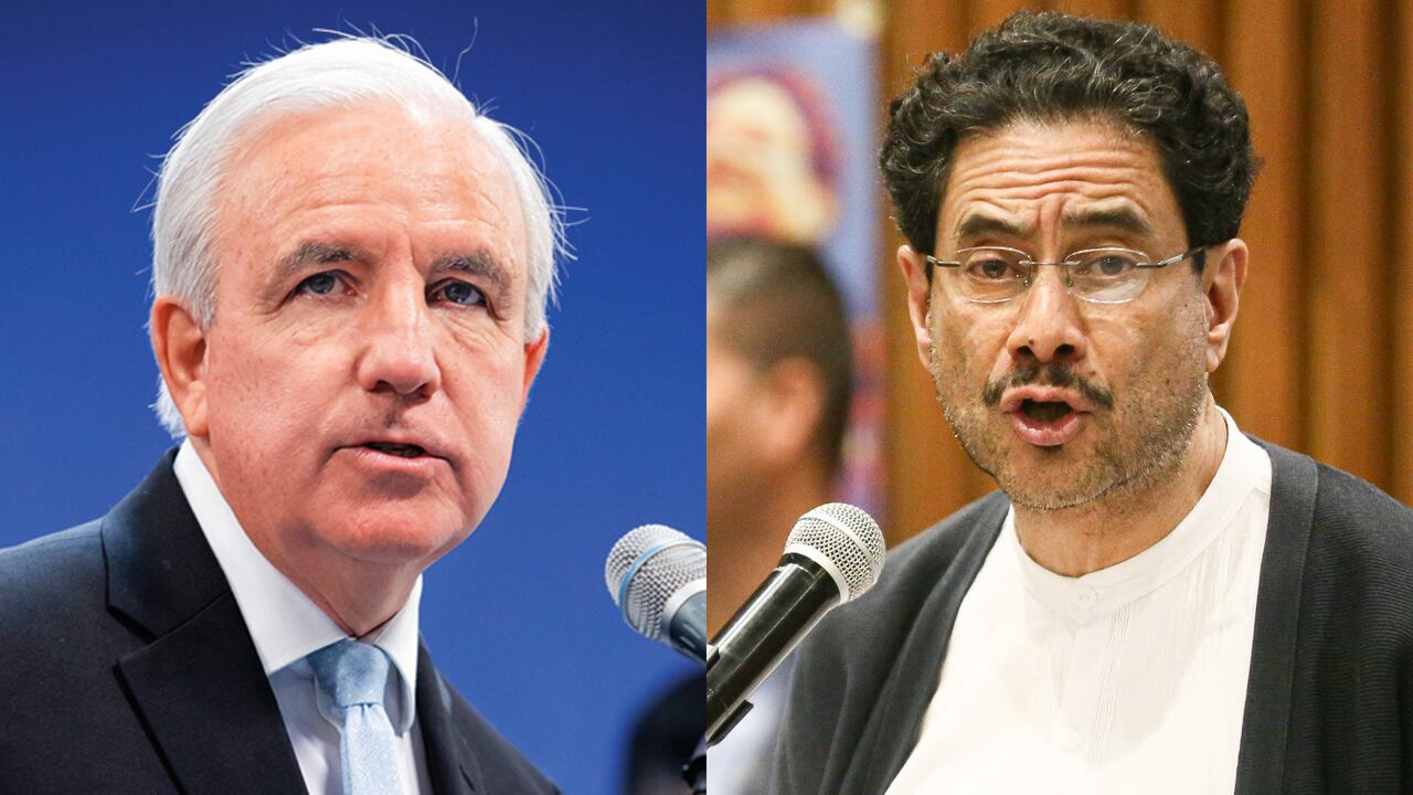 El representante Carlos Giménez (izq.) se mostró en contra de la candidatura de Iván Cepeda (der.).