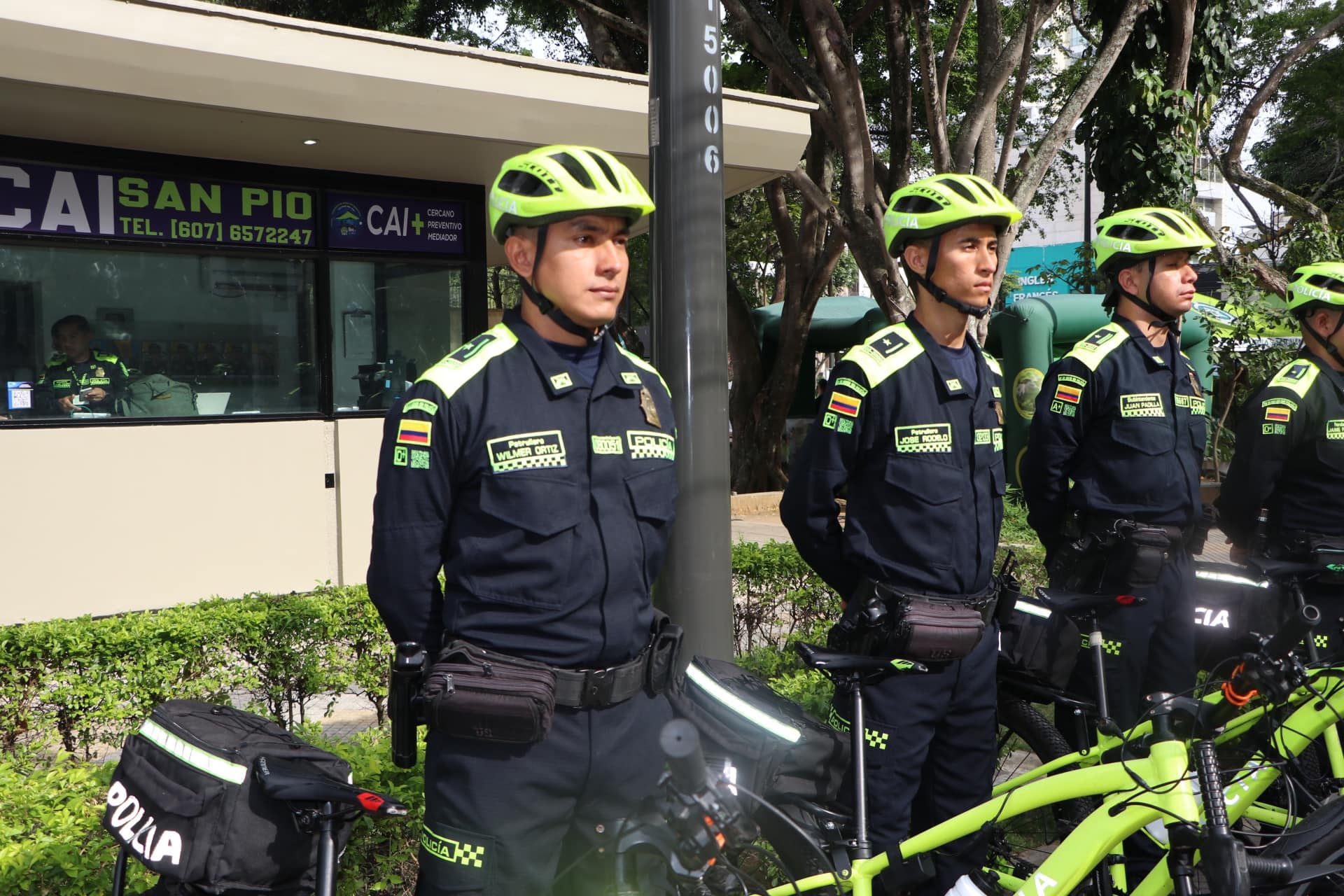 Reorganización de los Cais de Policía.