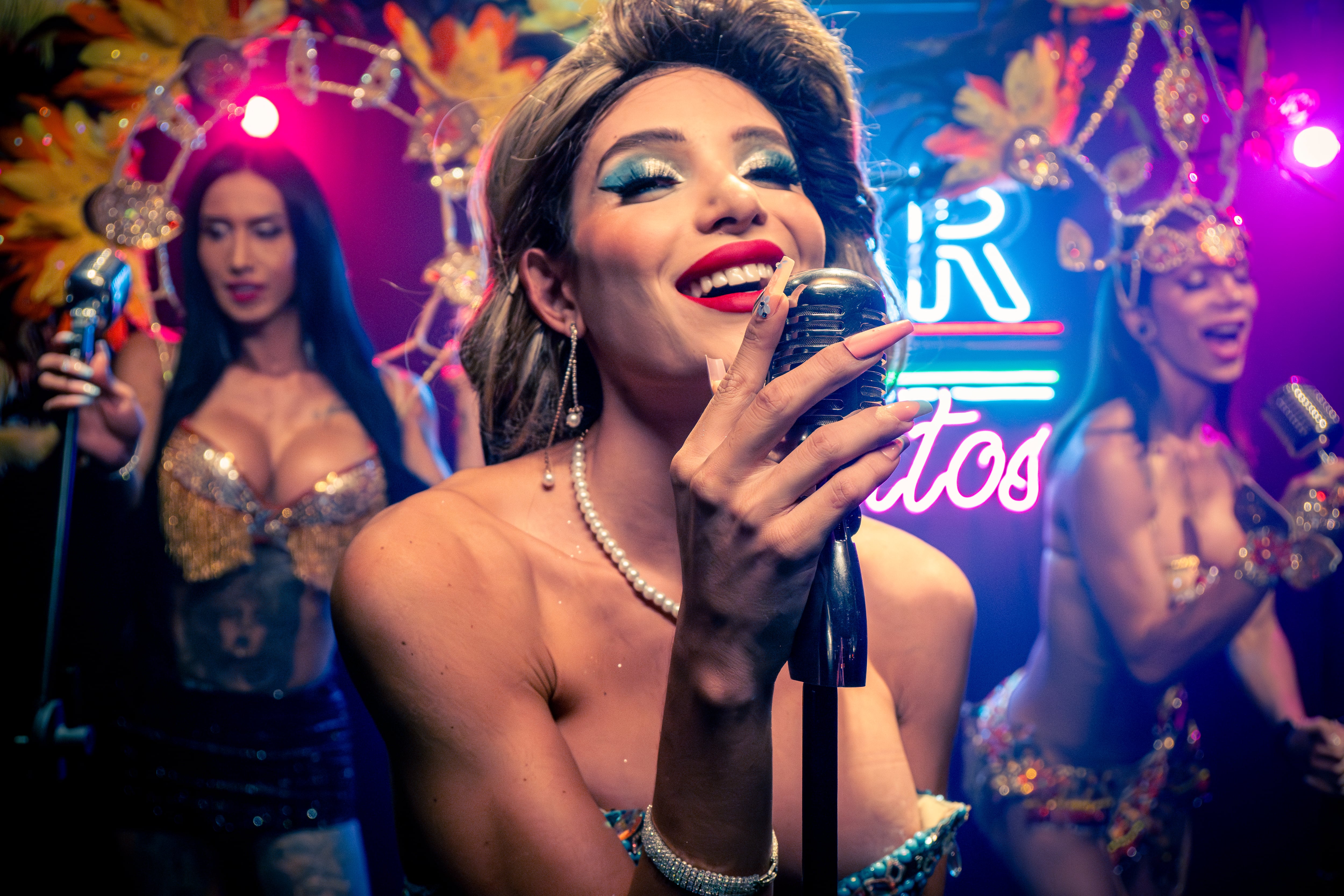 'Tu reina' es protagonizada por Mara Cifuentes y dirigida por 'Lucho' Velasco.