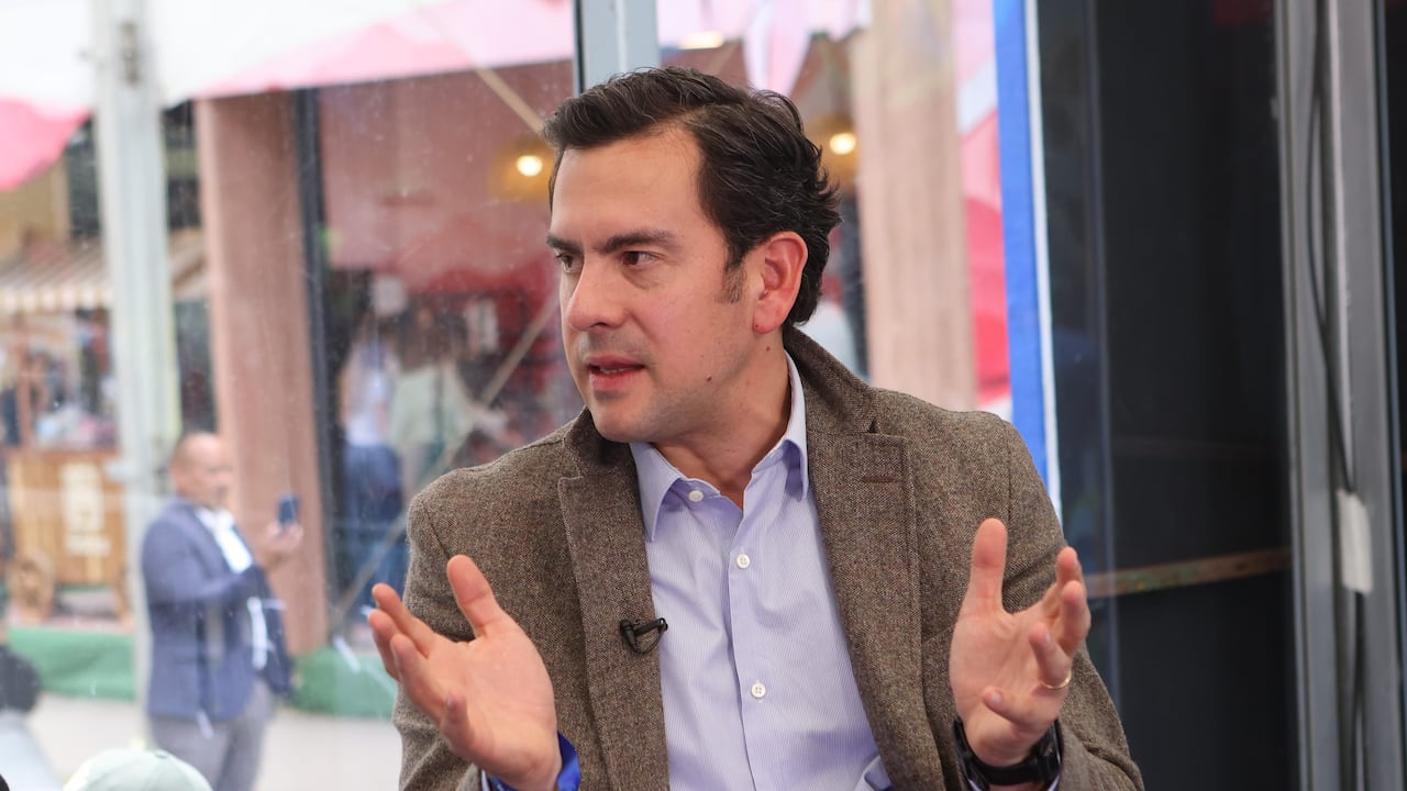 Rodrigo Lara Restrepo, ministro del Interior, asumió la presidencia del Comité de Evaluación de Riesgo y Recomendación de Medidas.