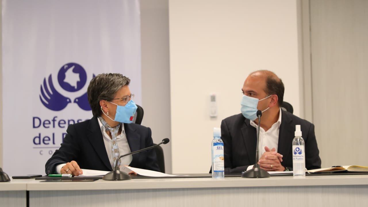 Claudia López se reunió con Carlos Camargo por la sentencia de la Corte.