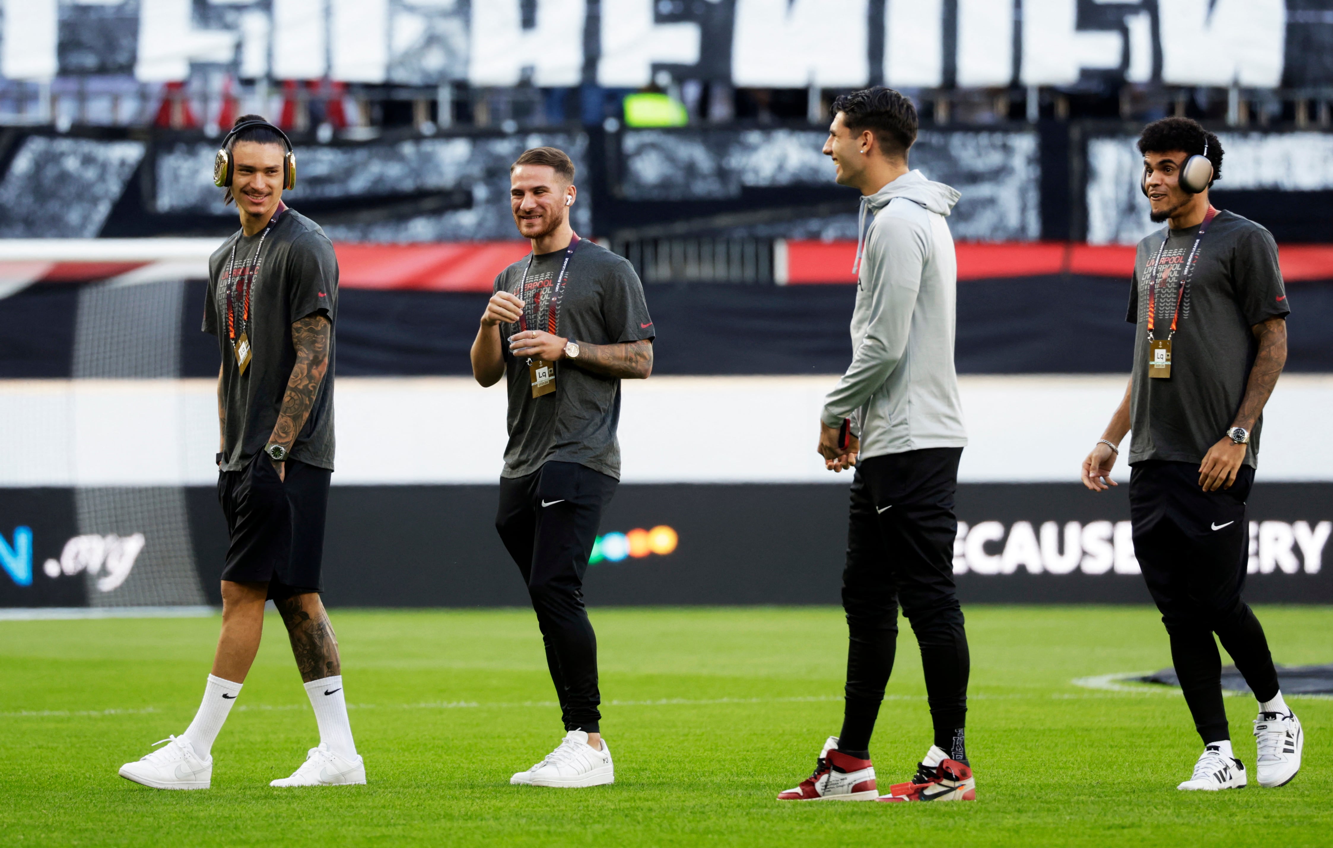 Soccer Football - Europa League - Group E - LASK Linz v Liverpool - Raiffeisen Arena, Linz, Austria - September 21, 2023 Liverpool's Darwin Nunez, Alexis Mac Allister, Dominik Szoboszlai and Luis Diaz on the pitch before the match REUTERS/Leonhard Foeger