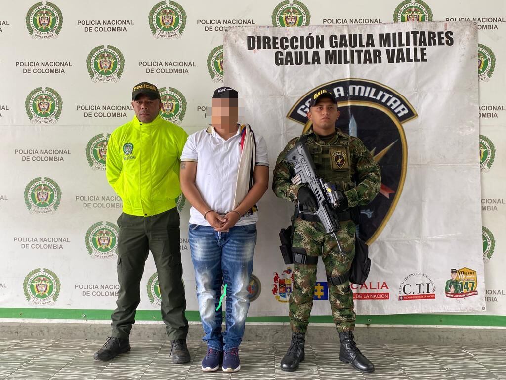 Alias Cristian se entregó en Yotoco, Valle del Cauca.