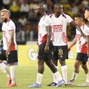 Harold Rivera en diálogo con Adrián Ramos en el América de Cali.