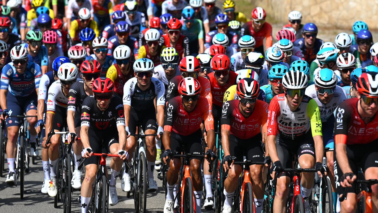 LECCE, ITALY - MAY 13: (L-R) Yannis Voisard of Switzerland and Team Tudor Pro Cycling, Brandon Smith Rivera of Colombia and Jonathan Castroviejo of Spain and Team INEOS Grenadiers compete during the 108th Giro d'Italia 2025, Stage 4 a 189km stage from Alberobello, Pietramadre to Lecce / #UCIWT / on May 13, 2025 in Lecce, Italy. (Photo by Tim de Waele/Getty Images)
