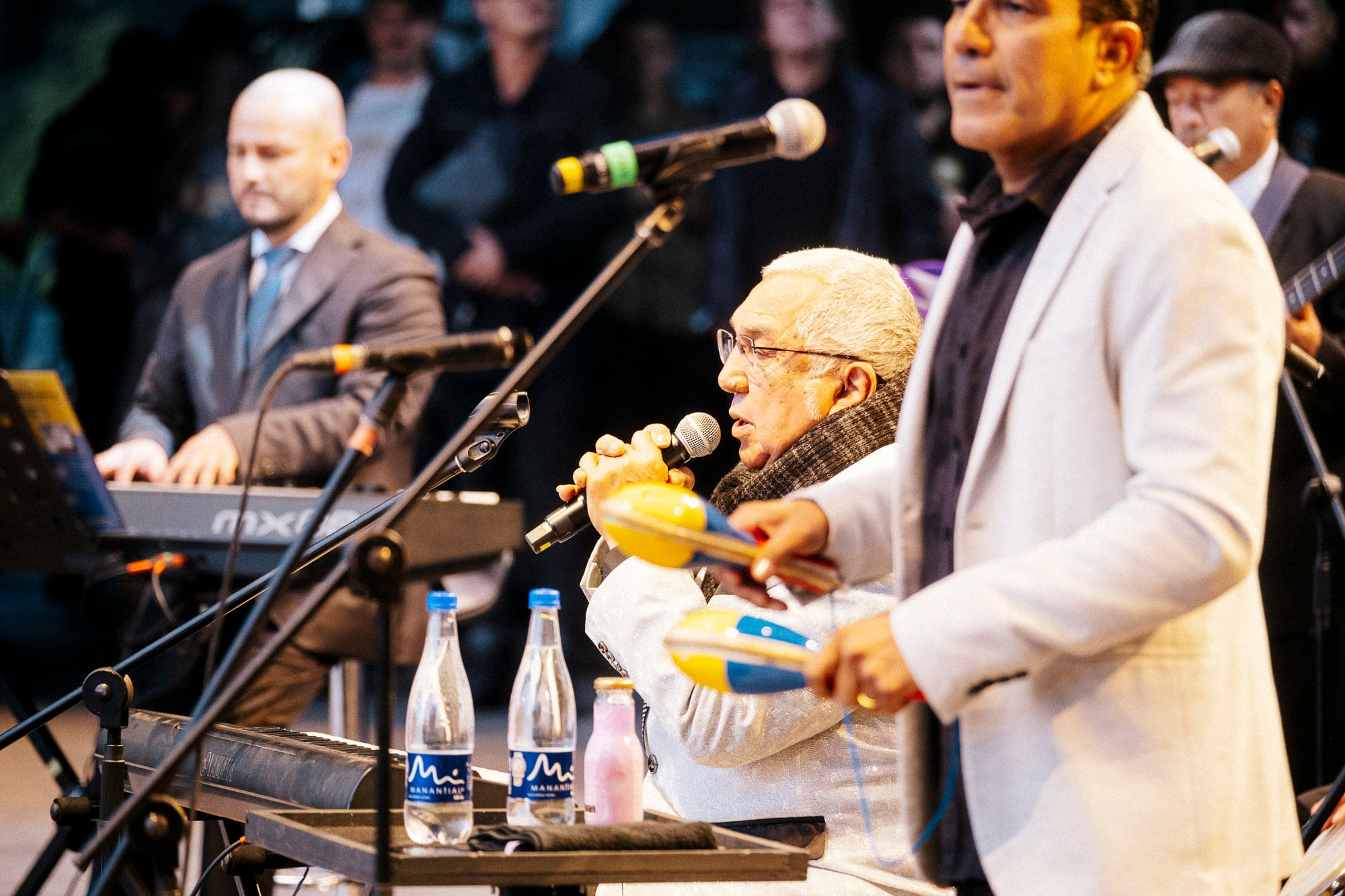 Alci Acosta junto a su hijo "El Checho" Acosta, ofrecieron un espectáculo muy emotivo en el Estéreo Picnic 2023.