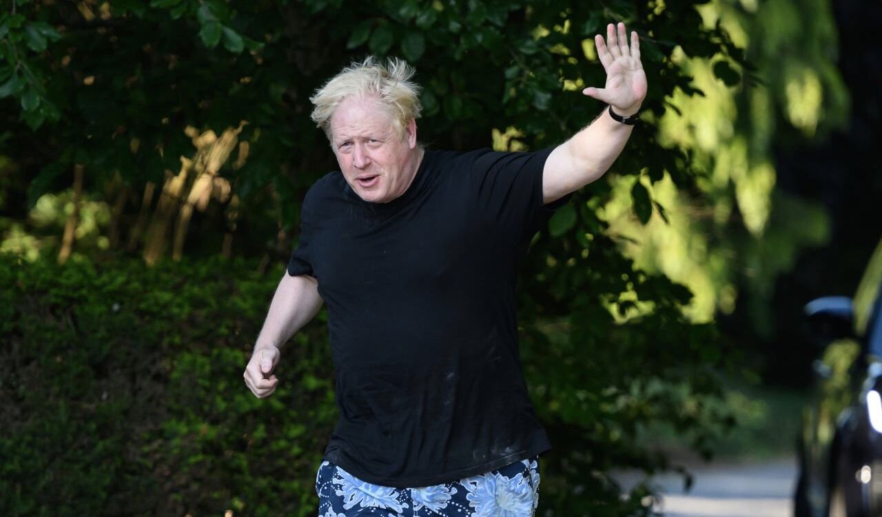 El objetivo de la comisión fue determinar si Johnson mintió intencionalmente al Parlamento