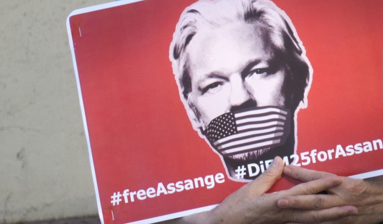 Julian Assange tiene varios seguidores alrededor del mundo quienes piden su libertado