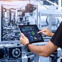 La transformación digital es un activo clave para el desarrollo de las economías porque las empresas pueden agilizar sus operaciones y hacer un mejor seguimiento de los procesos.