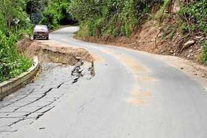 La vía Bucaramanga - Matanza se encuentra en mal estado en varios tramos.