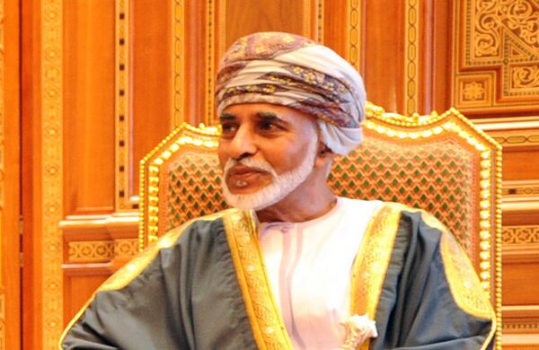 10. Qaboos bin said al Said, Sultán de Oman. La última vez que se calculó su fortuna se estimaba en 700 millones de dólares. Foto: Twitter @KeiresuJourney.