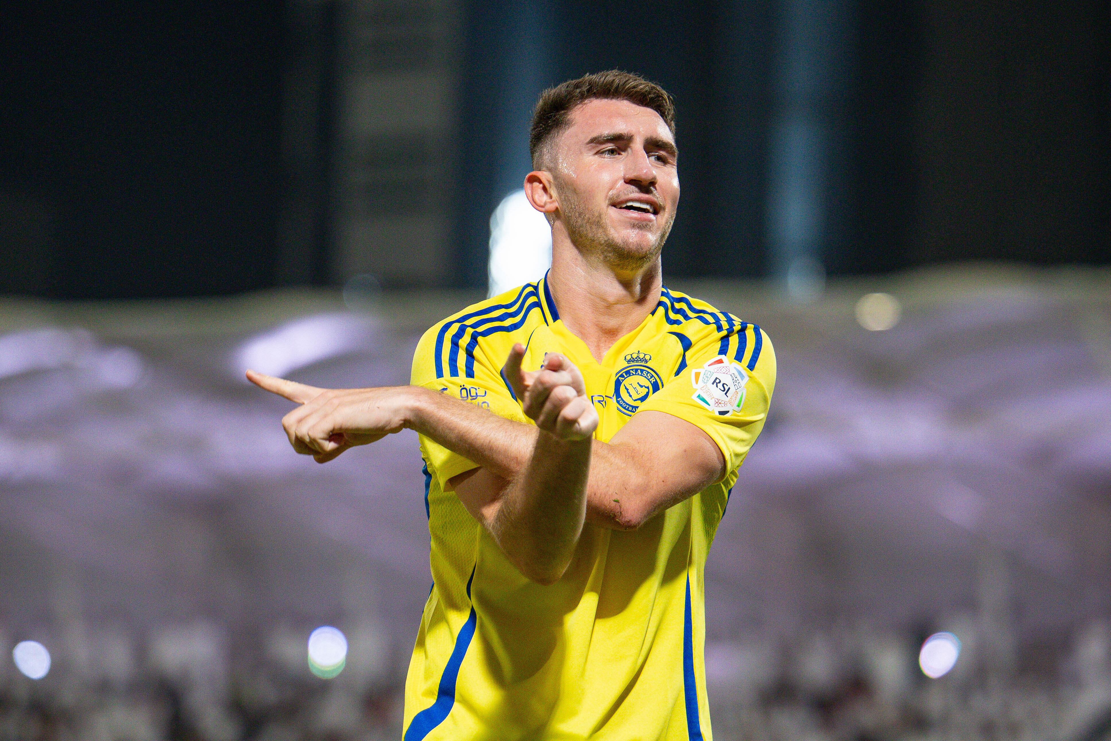 Aymeric Laporte con los colores del Al Nassr.