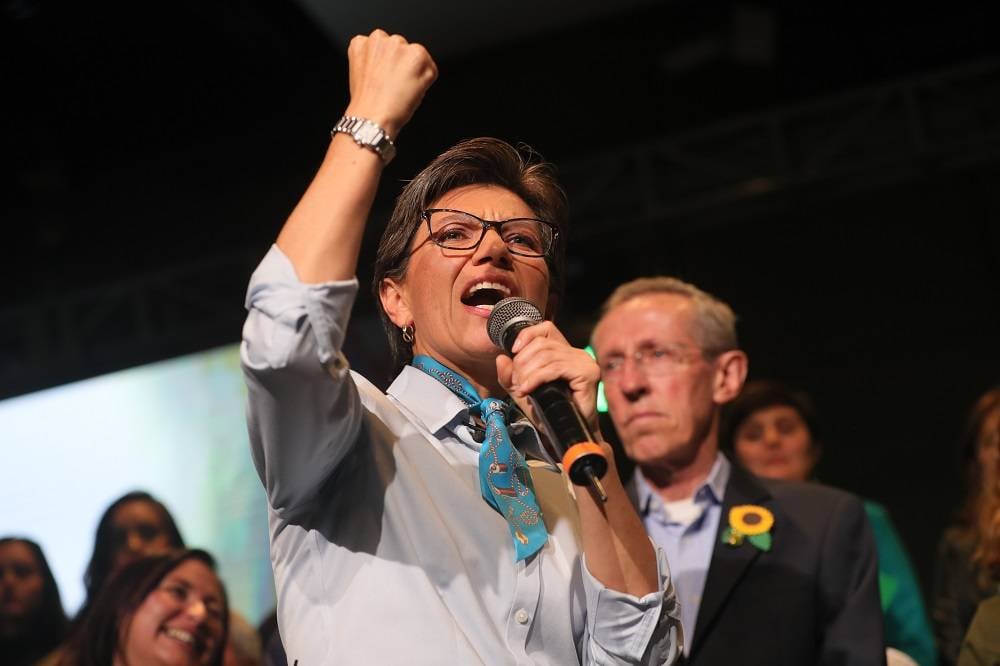 Claudia López, dando un discurso como candidata a la Alcaldía de Bogotá por el partido Alianza Verde Foto: Carlos Julio Martínez// SEMANA. 