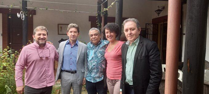 Isabel Zuleta posó en una fotografía junto con el exgobernador Luis Pérez y desató una tormenta entre las mujeres del Pacto Histórico.