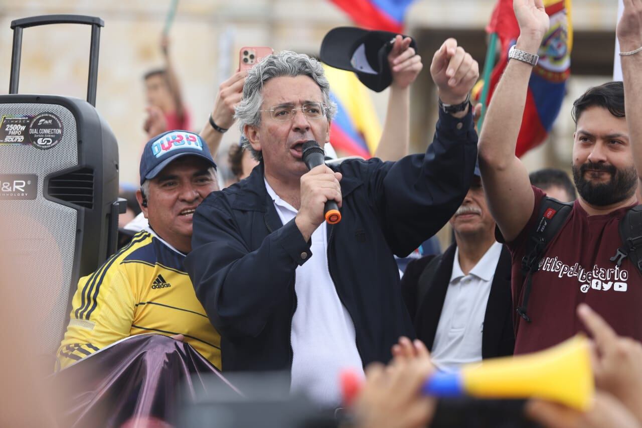 Marchas de la oposición en contra del Gobierno en la plaza de Bolívar