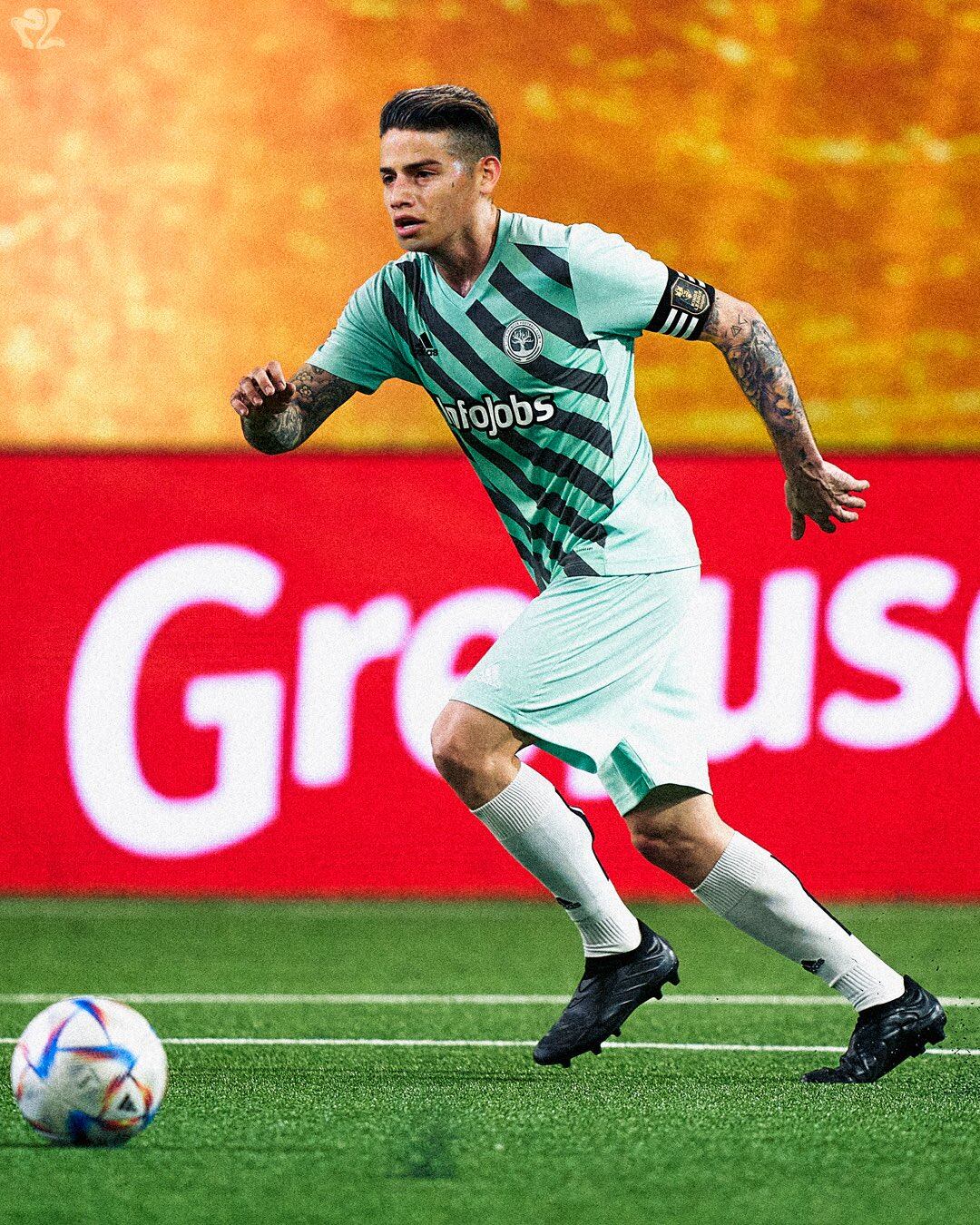 James Rodríguez con el uniforme de Los Troncos en la Kings League