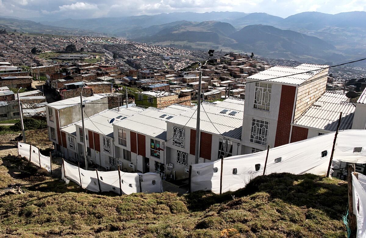 El proyecto tiene 400 viviendas, la mayoría subsidiadas con recursos de cajas de compensación. Foto: Carlos Bernate /SEMANA.