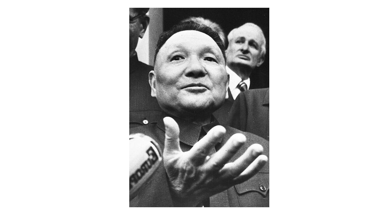 Deng Xiaoping en 1976. Wikimedia Commons, CC BY-SA