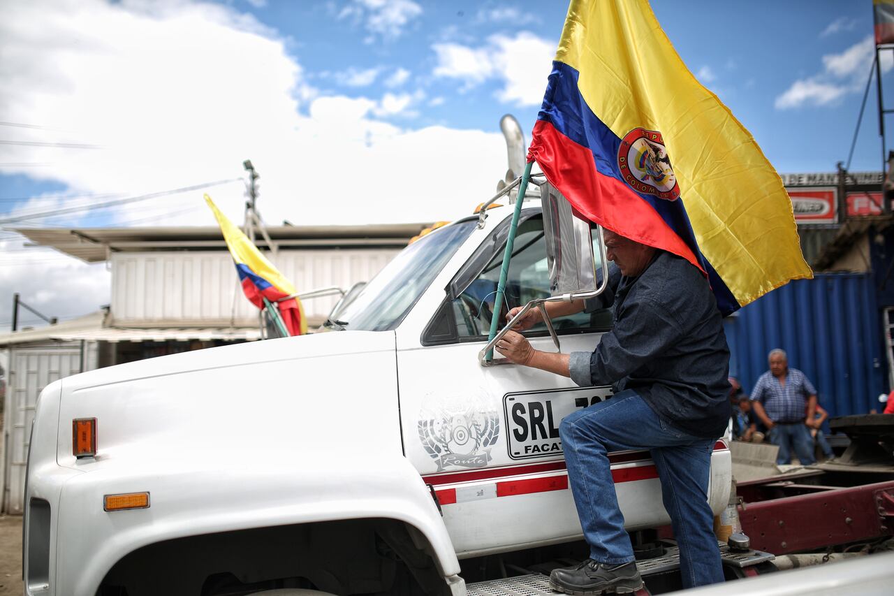 Protestas al gobierno de Gustavo Petro por el incremento en los precios de combustibles
