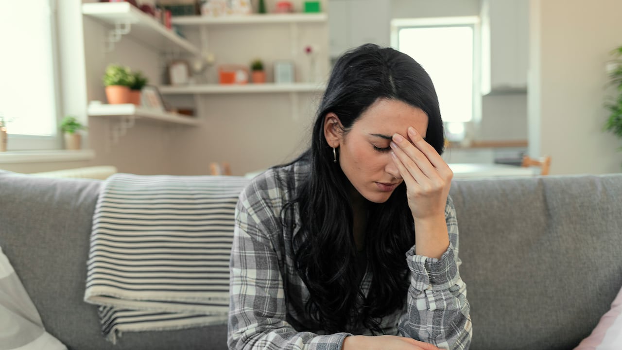 Cuando las señales con información del oído se interrumpen, el vértigo se provoca.