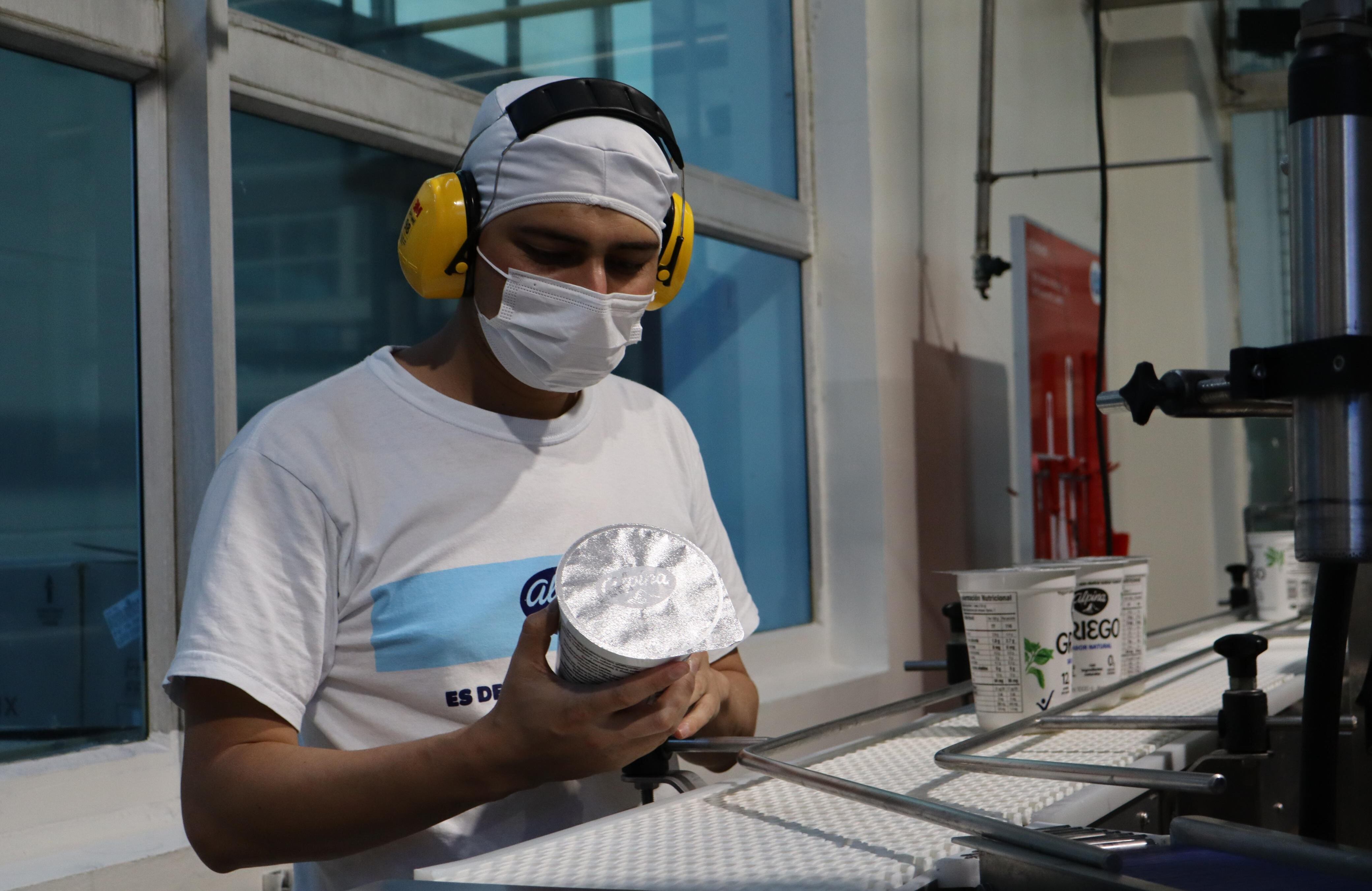 Los lácteos son uno de los grupos de alimentos más importantes para los seres humanos, tanto en la infancia como en las siguientes etapas de la vida.