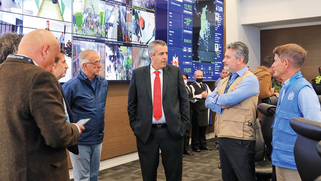 El Gobierno, a través del ministro del Interior, Luis Fernando Velasco, dio un parte de tranquilidad en el proceso electoral, a pesar de los hechos violentos sucedidos en Gamarra, Cesar.