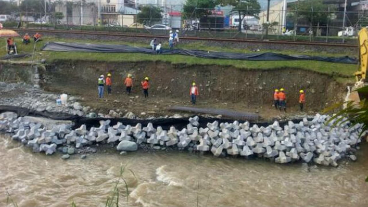 Ya iniciaron las reparaciones.