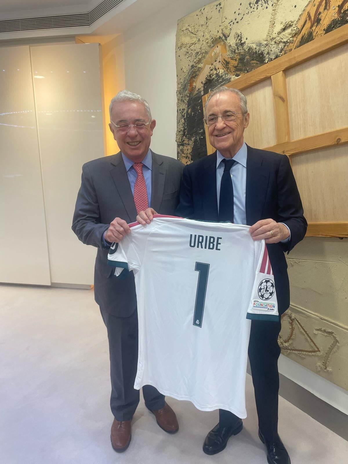 Álvaro Uribe Vélez con Florentino Pérez