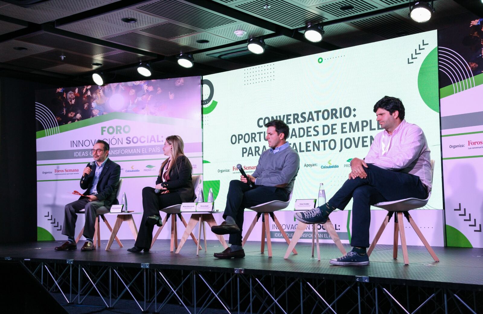 En medio del conversatorio ‘Oportunidades de empleo para el talento joven’, los expertos coincidieron en que para insertar a más jóvenes al mercado laboral es necesaria la articulación entre empresas y universidades.
