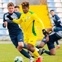 El colombiano que milita en el Karpaty Halych implora ayuda ante los constantes ataques.