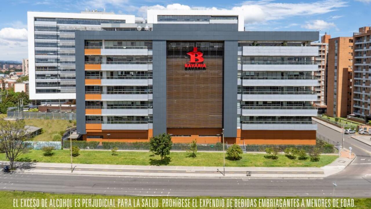 Bavaria cuenta con ocho plantas de producción en ciudades como Barranquilla, Bucaramanga, Tibasosa, Medellín, Palmar de Varela, Tocancipá y Yumbo.
