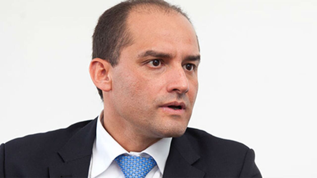 John Úber Hernández Santa.