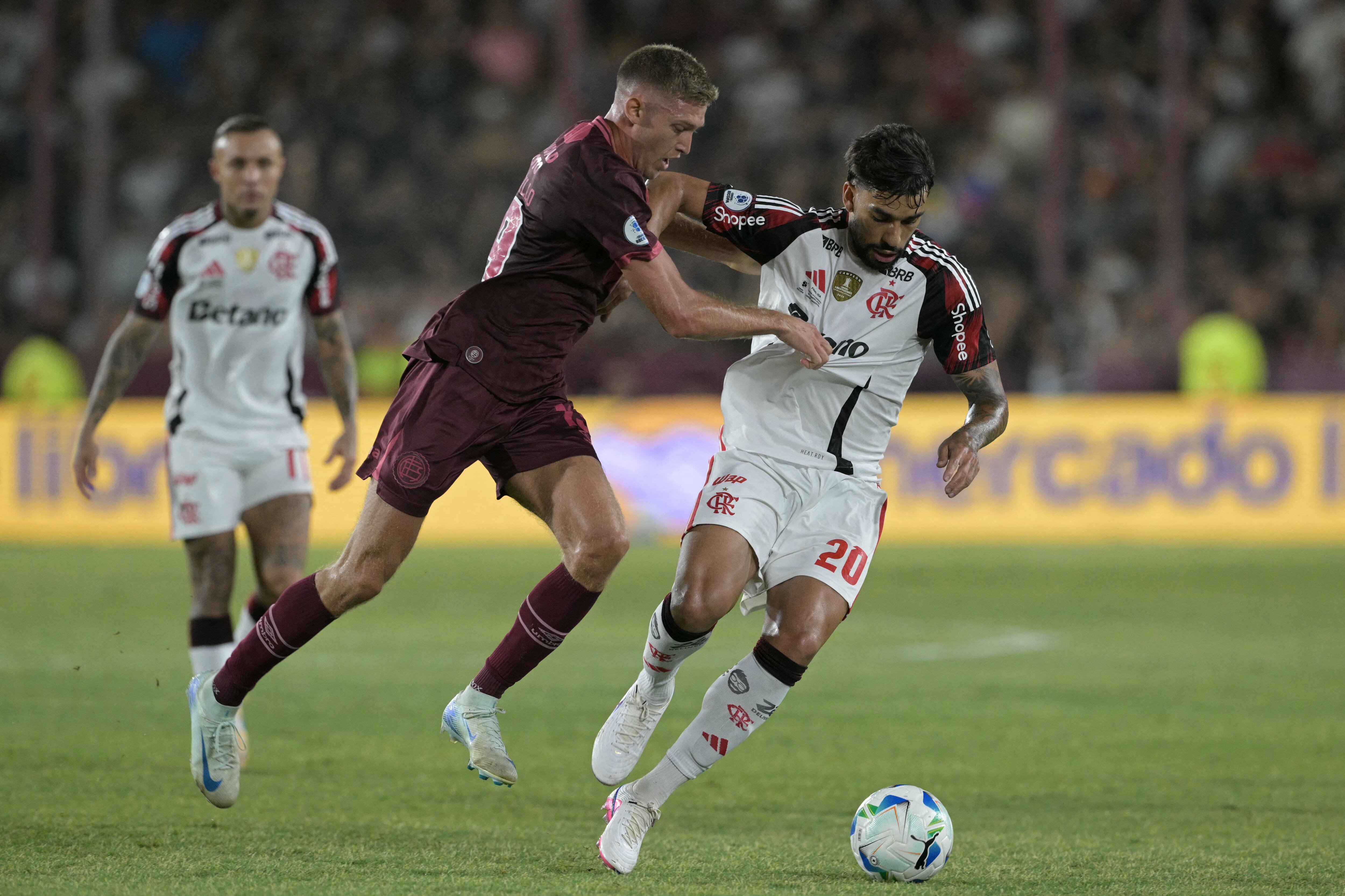 Lanús vs. Flamengo por la final de ida en la Recopa Sudamericana 2026.