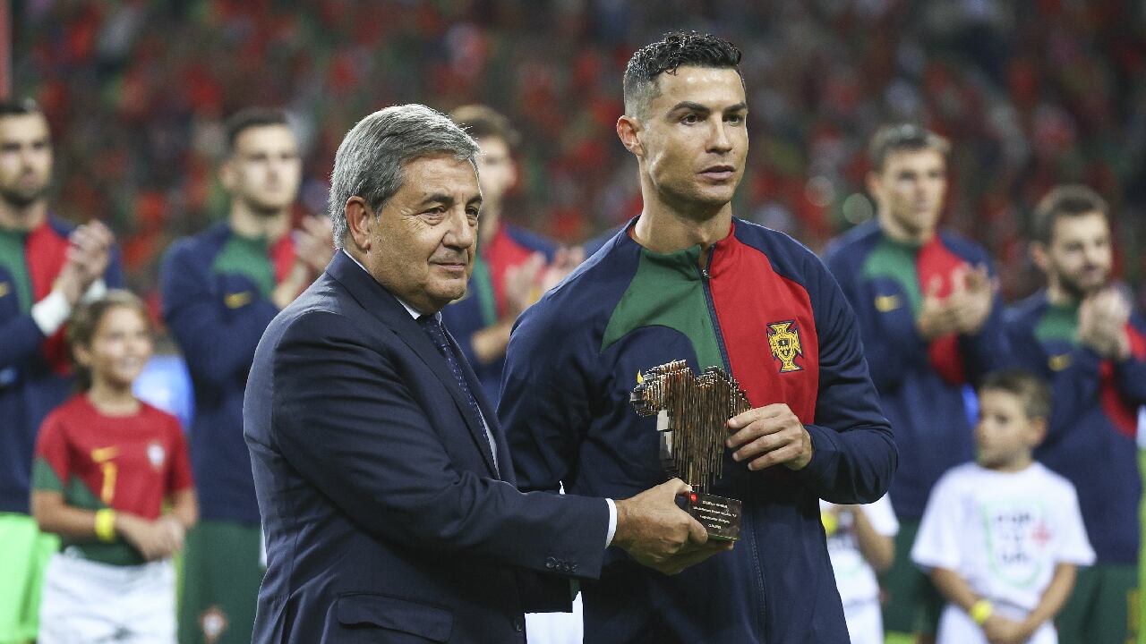Cristiano Ronaldo llegó a 200 partidos y 125 goles a nivel de selección.