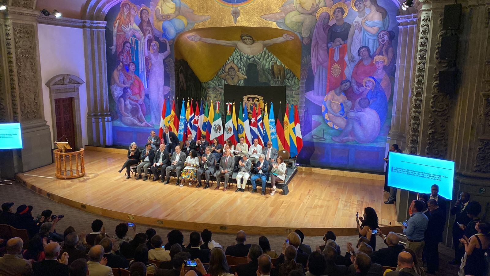 Las delegaciones de paz entregan detalles del segundo ciclo de conversaciones en México.