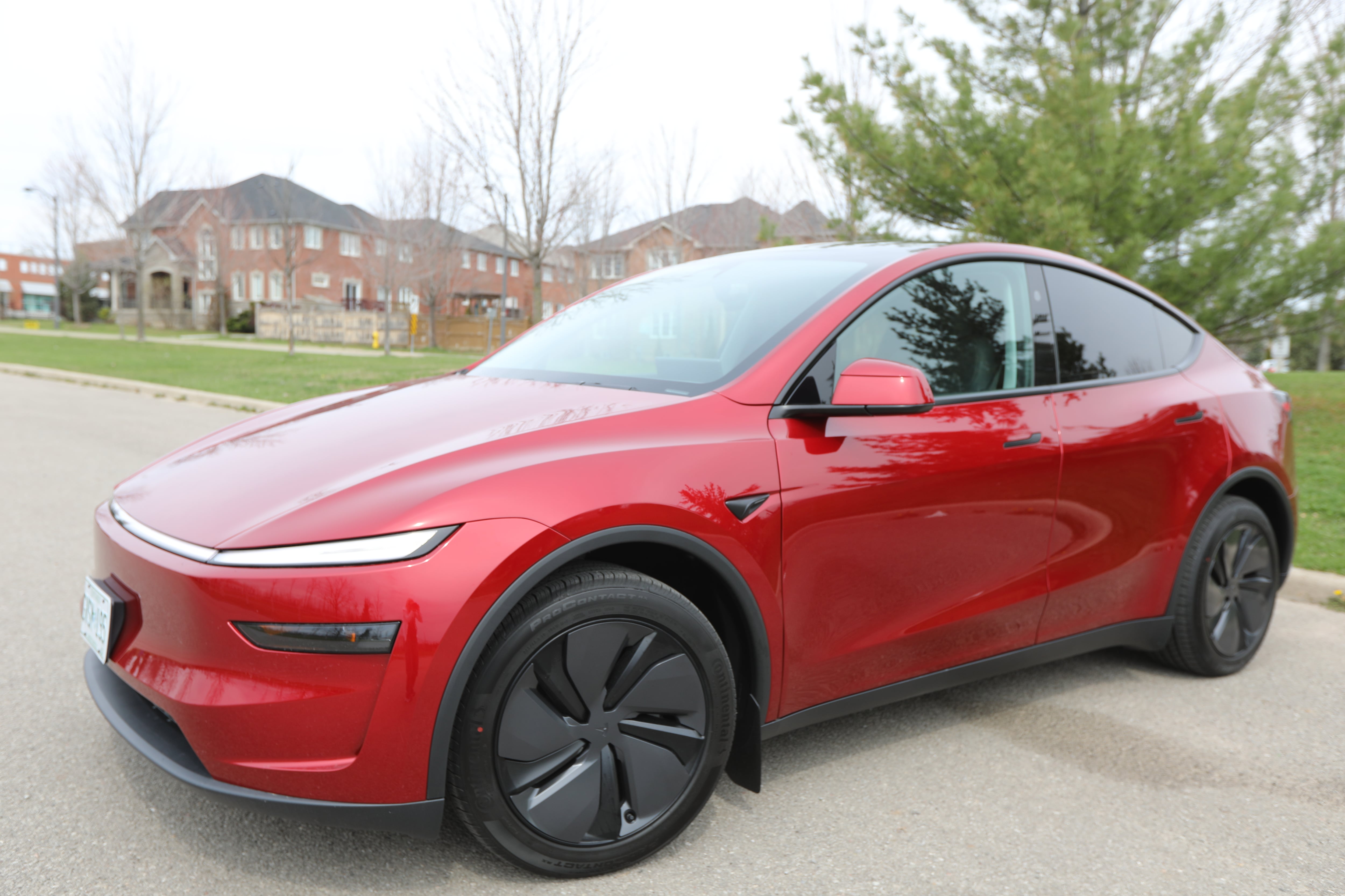 El crecimiento de Tesla en Colombia le ha permitido posicionar dos modelos dentro de los 20 carros más vendidos del año.