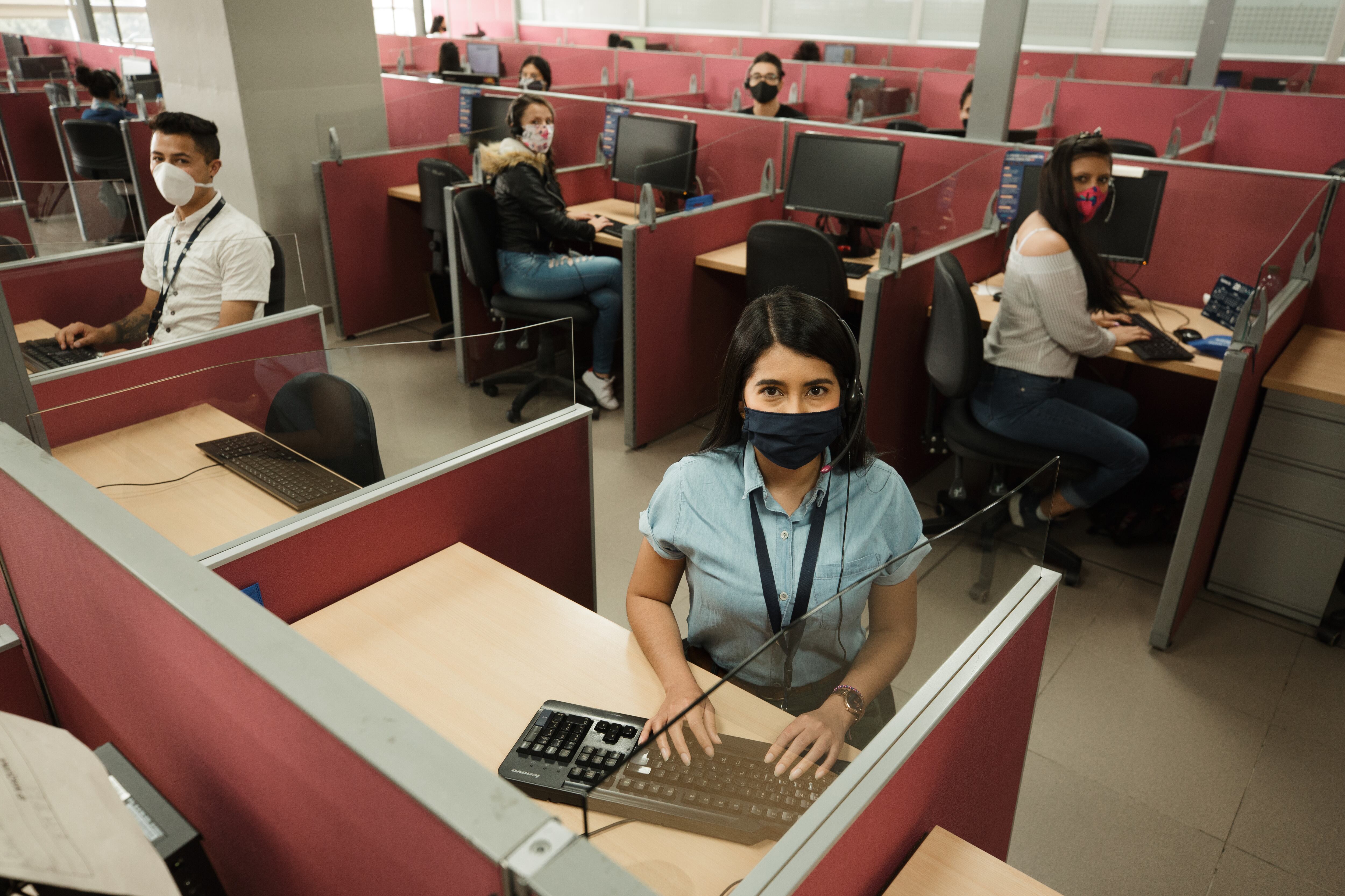 En el primer día de recaudación se reunieron cerca de 60.000 millones de pesos para adquirir el primer lote de vacunas.