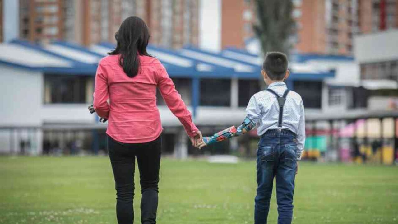 Corporación Suyay busca niños de Bosa que necesiten una prótesis de brazo | Colombia hoy