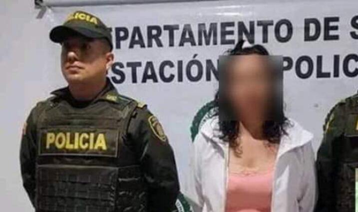 Tras el crimen, la agresora fue capturada por la policía.