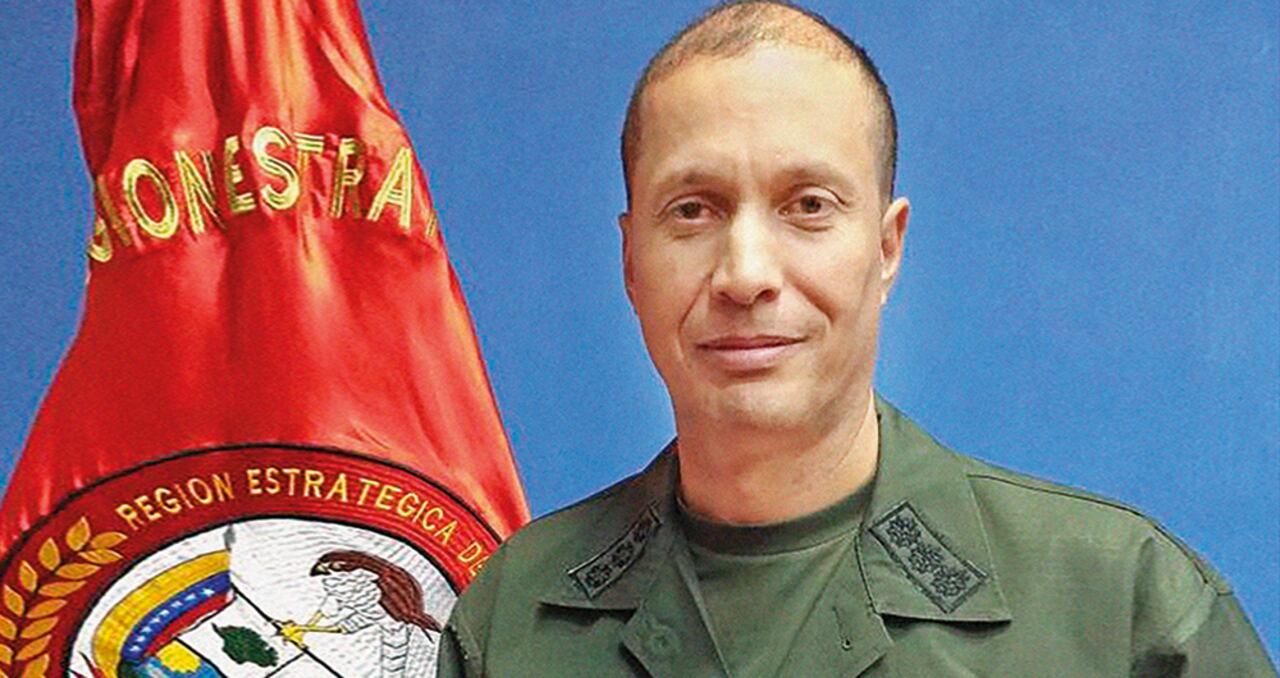 Pedro Juliac, comandante de la Aviación venezolana, maneja el inventario del armamento recibido y la relación con el personal iraní.