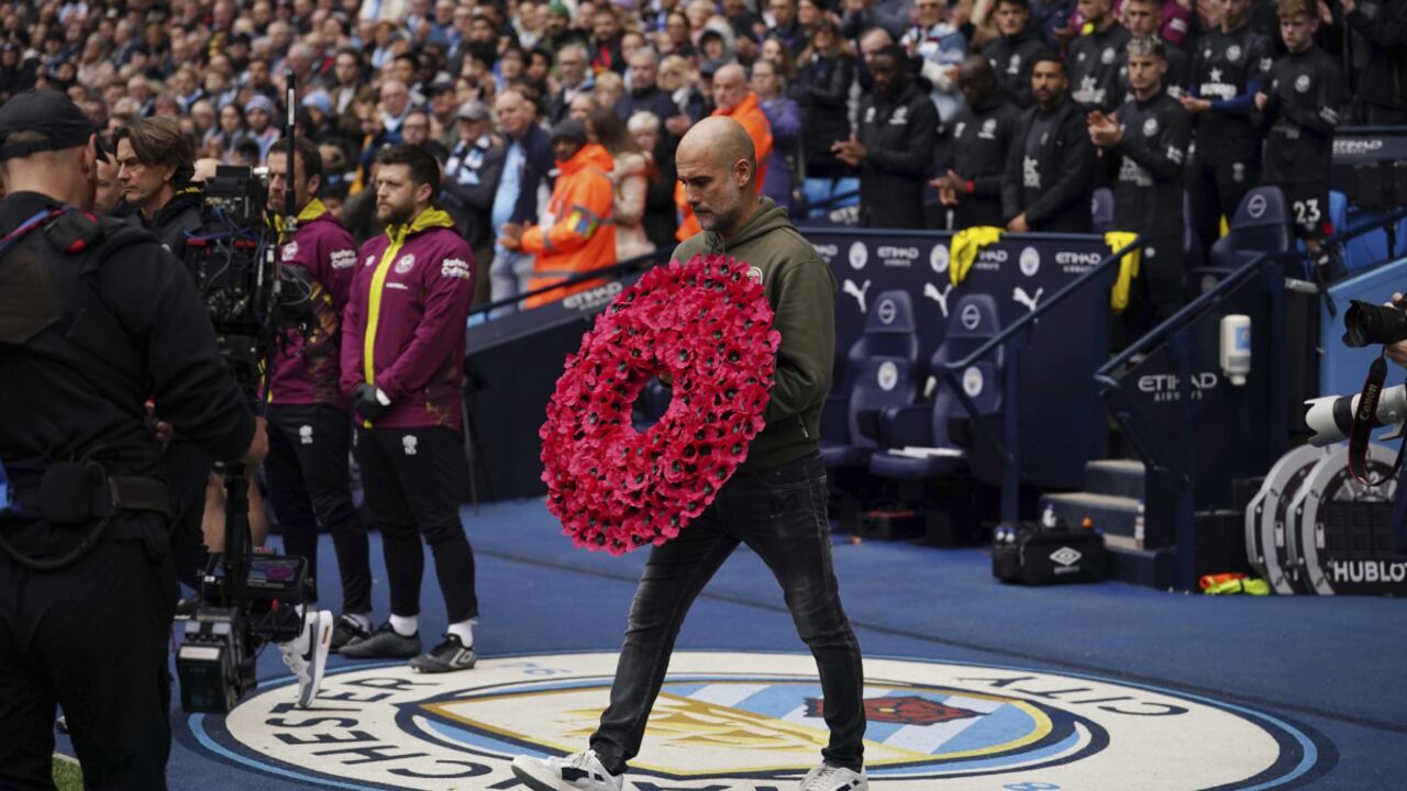 Registra 271 victorias de 374 partidos disputados.