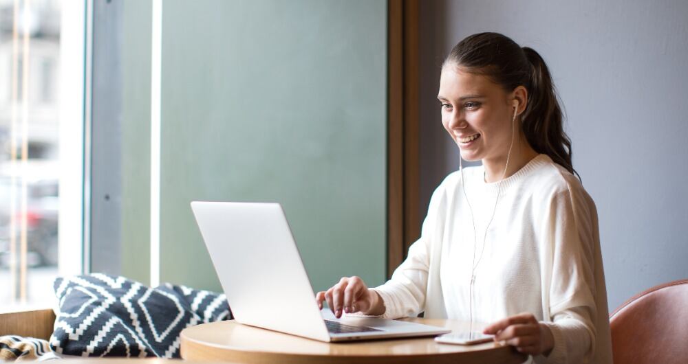 En 2020, los empleadores le cumplieron a los colombianos con este pago y el valor de las cesantías consignadas ascendió a $8,92 billones, beneficiando a 8,9 millones de trabajadores colombianos.