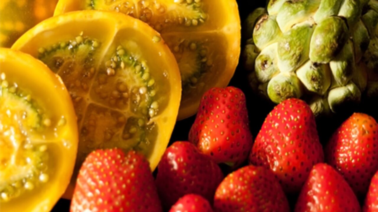 El azúcar de las frutas se manifiesta en forma de fructuosa, así como los carbohidratos de origen vegetal.