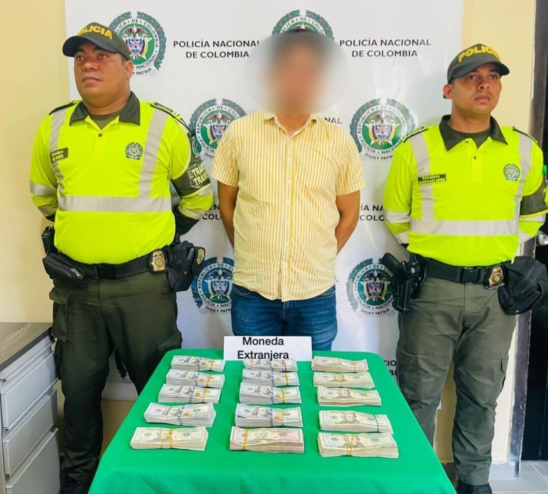 Hombre viajaba con 100.000 dólares en efectivo, no pudo explicar de dónde los sacó y tendrá que responder por lavado de activos.
