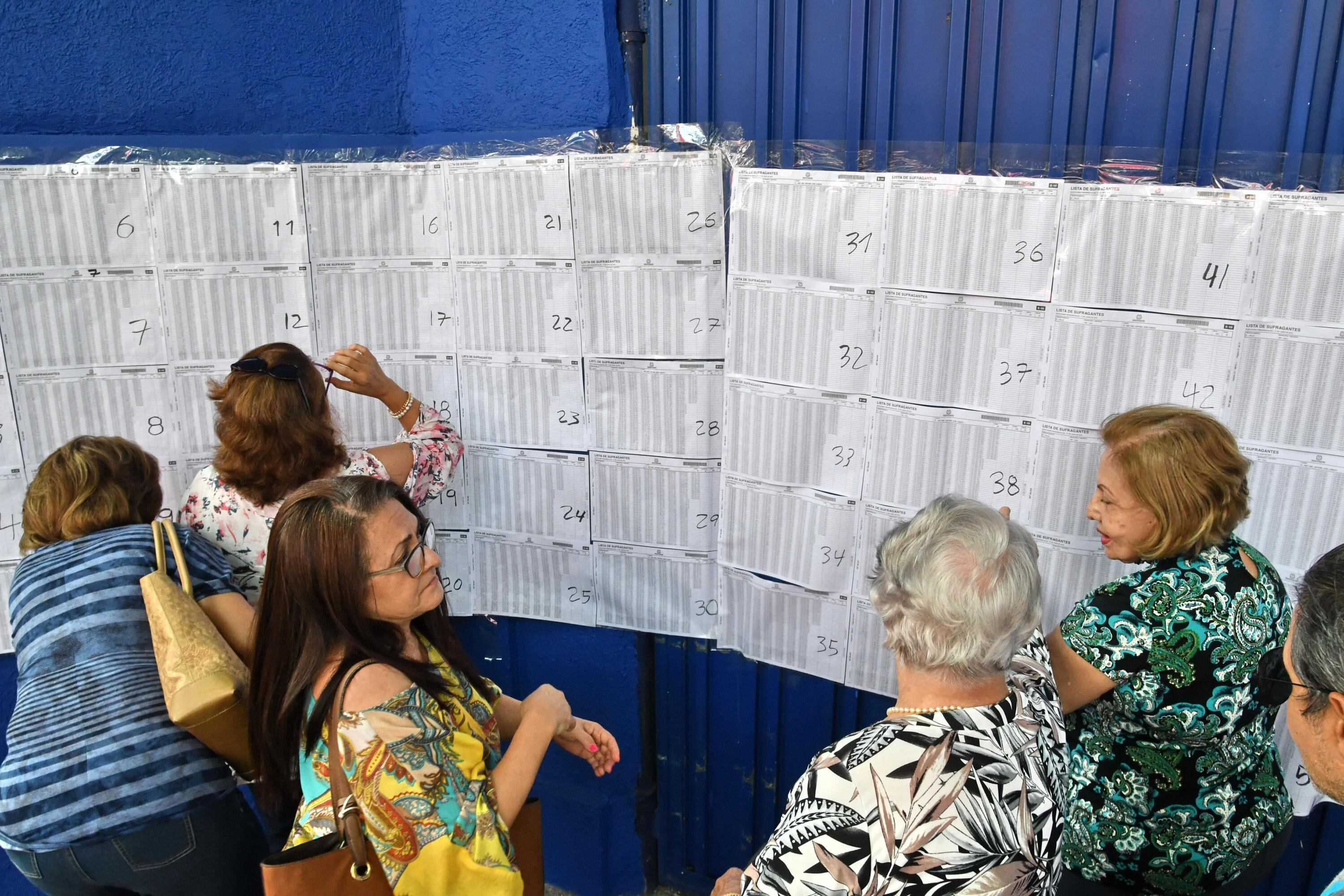 Los caleños participaron este domingo en la segunda vuelta de las elecciones presidenciales, que se definía entre el candidato Iván Duque, del Centro Democrático, y Gustavo Petro, del movimiento Colombia Humana.