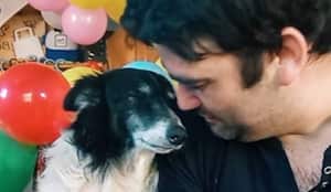 Pipo y su dueño celebrando un cumpleaños que se hizo viral.