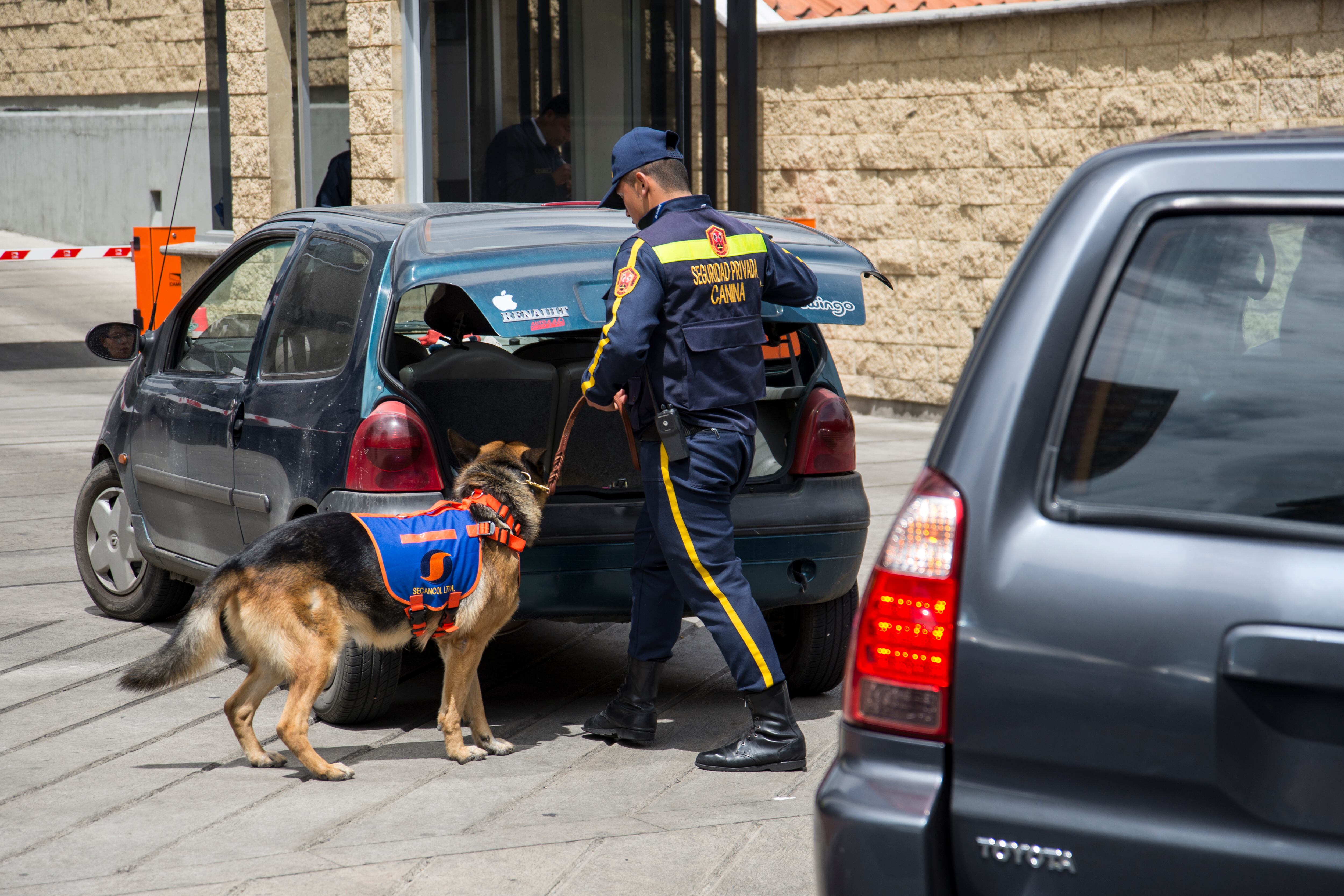 Seguridad Privada
Guarda de Seguridad
Especial Seguridad
Bogota 26 de Agosto de 2015
Foto David Amado Pintor
Especiales Sectoriales