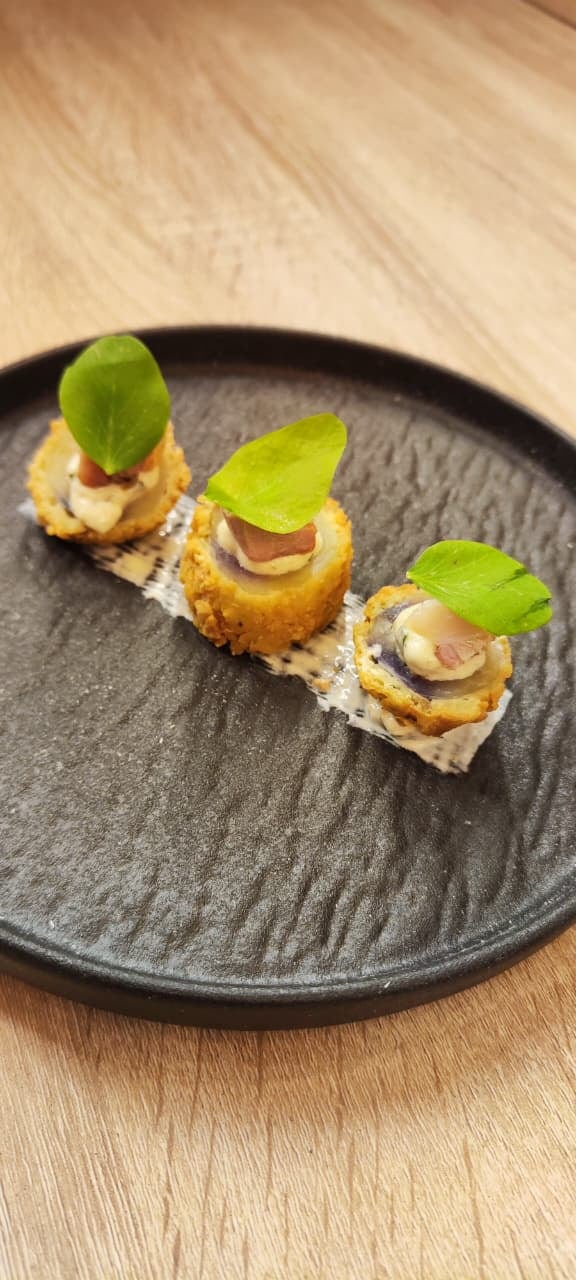 El Chef Alex continúa su exploración por los sabores y presenta “El Restaurante Privado del Chef” en Bogotá.