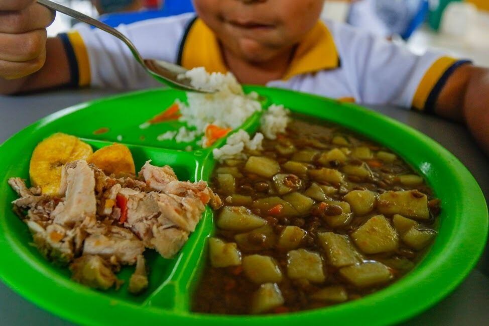 En los demás 26 municipios de Caldas, la Unión Temporal Delipae, se encargará de entregar cada día 44.900 complementos de almuerzos y 10.900 raciones industrializadas