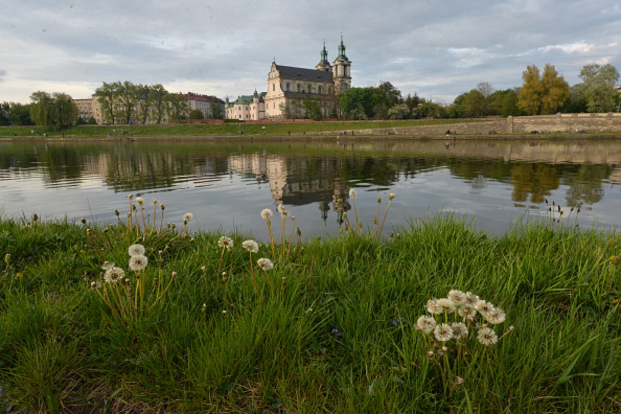 En 2023 la policía intervino 6.800 veces en el centro de la ciudad, es decir, más de 20 veces al día, a menudo por consumo de alcohol y destrucción de bienes públicos, según el portavoz de la guardia municipal, Marek Aniol.